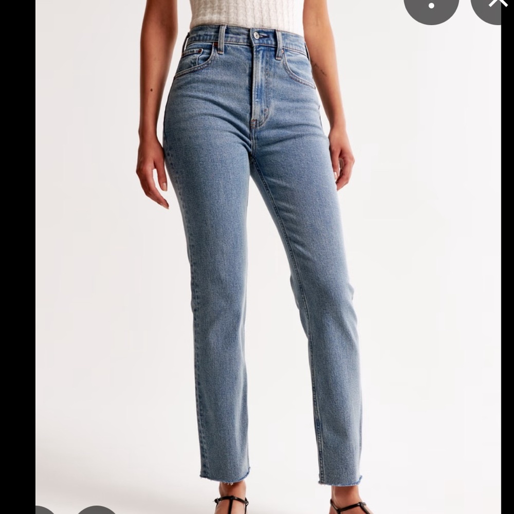 Abercrombie & Fitch Curve Love Ultra high rise ankle straight jean